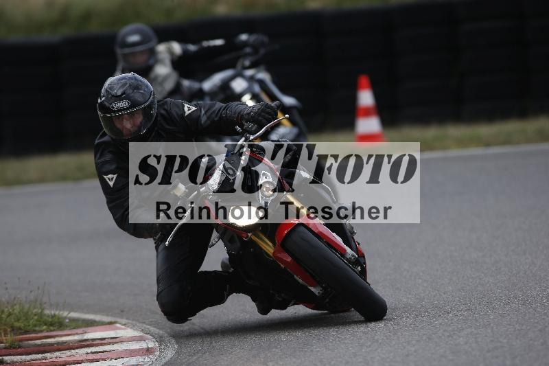 Archiv-2023/47 24.07.2023 Track Day Motos Dario - Moto Club Anneau du Rhin/6